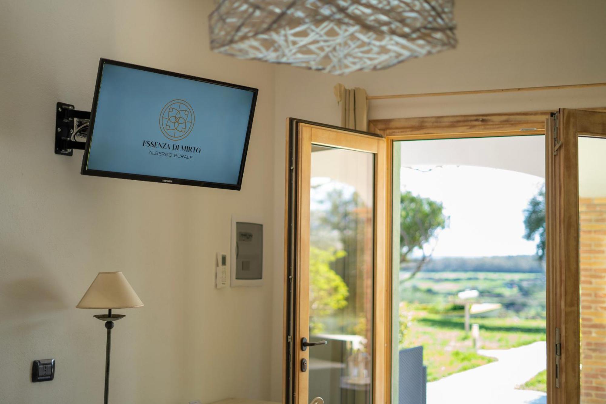 Hotel Essenza Di Mirto La Caletta Oda fotoğraf